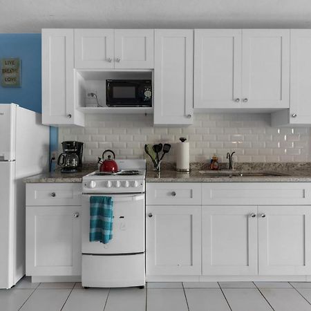 Sapphire Beach Resort East End  Екстер'єр фото