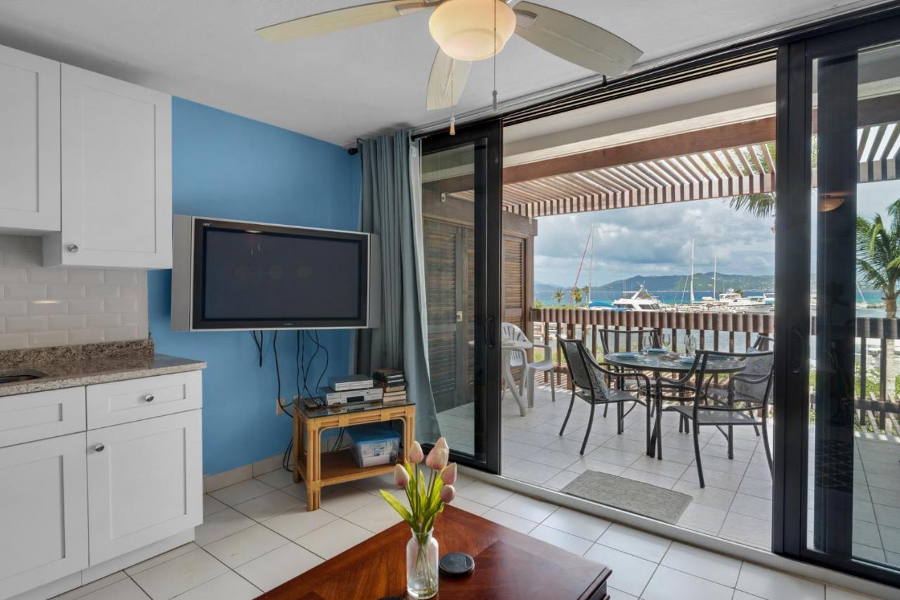 Sapphire Beach Resort East End  Екстер'єр фото